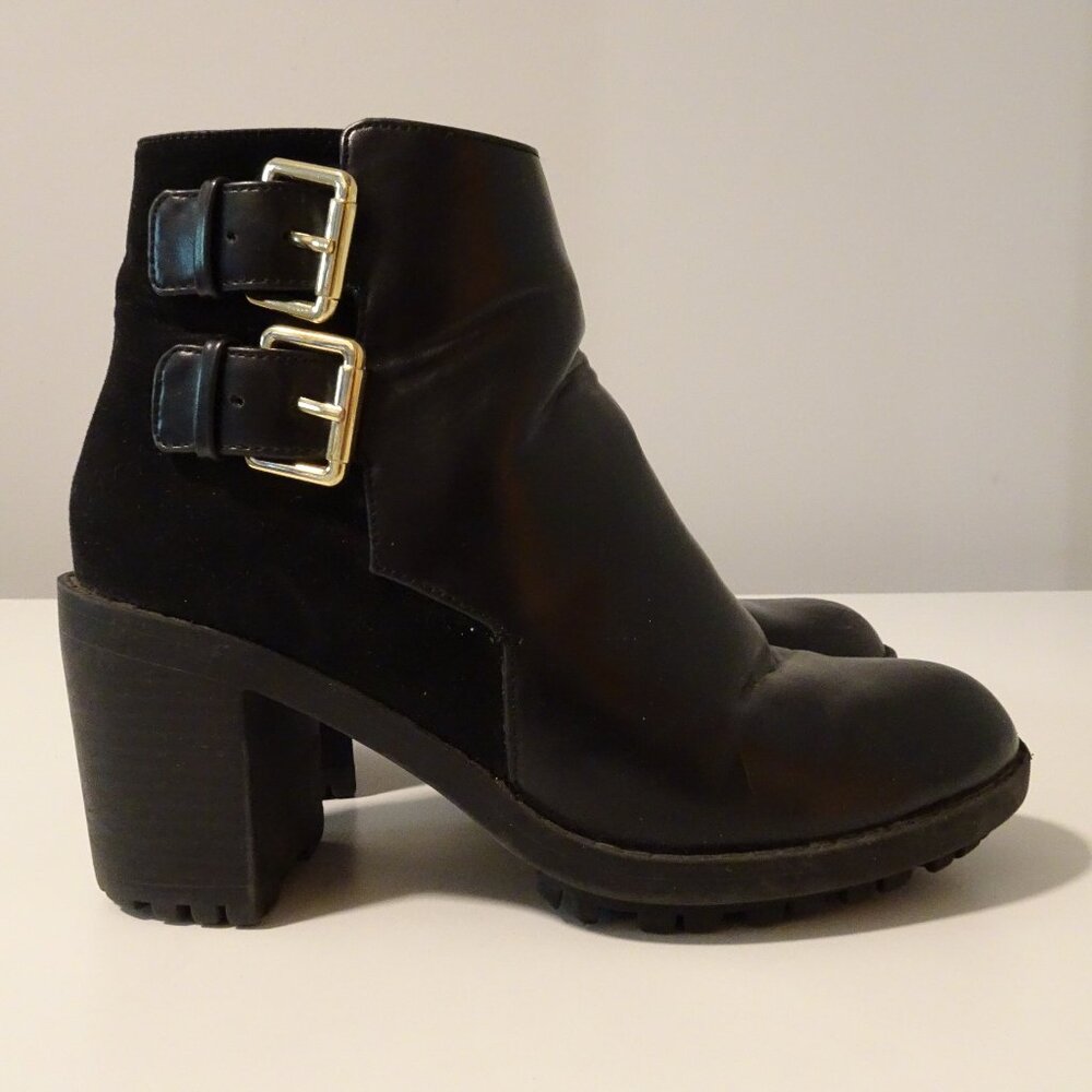 Zara Gold Buckle Detail Ankle Block-heeled Ankle Booties | Black | Size 36